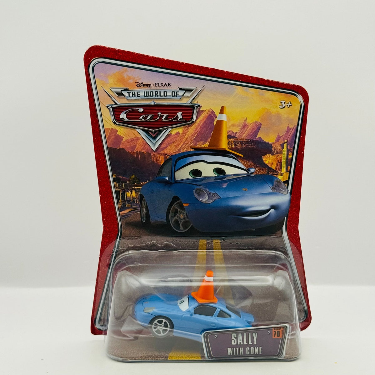Disney Pixar Cars - SALLY WITH CONE World Of Cars 2008 - 1:55 Diecast