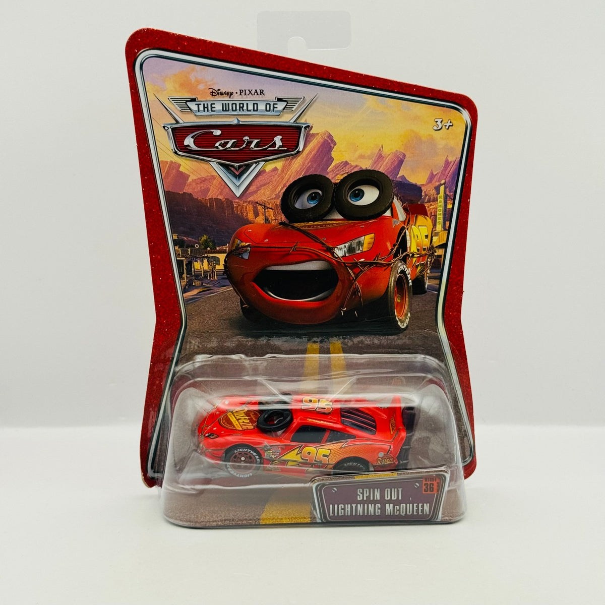 Disney Pixar Cars - SPIN OUT LIGHTNING MCQUEEN World Of Cars 2008 - 1:55 Diecast