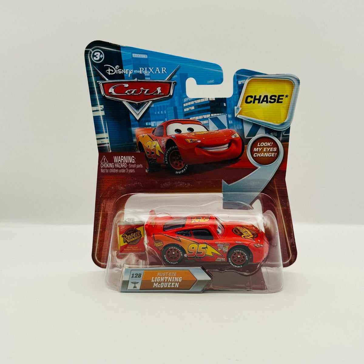 Disney Pixar Cars - LIGHTNING MCQUEEN WITH RUST-EZE CAN CHASE 2010- 1:55 Diecast
