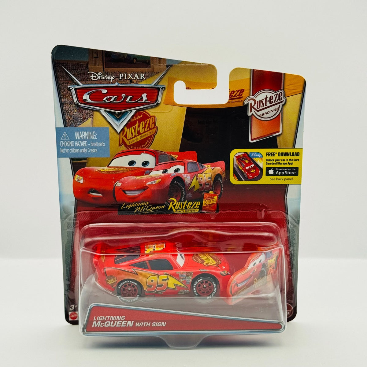 Disney Pixar Cars - MCQUEEN WITH SIGN Rusteze Racing 2016 - 1:55 Diecast