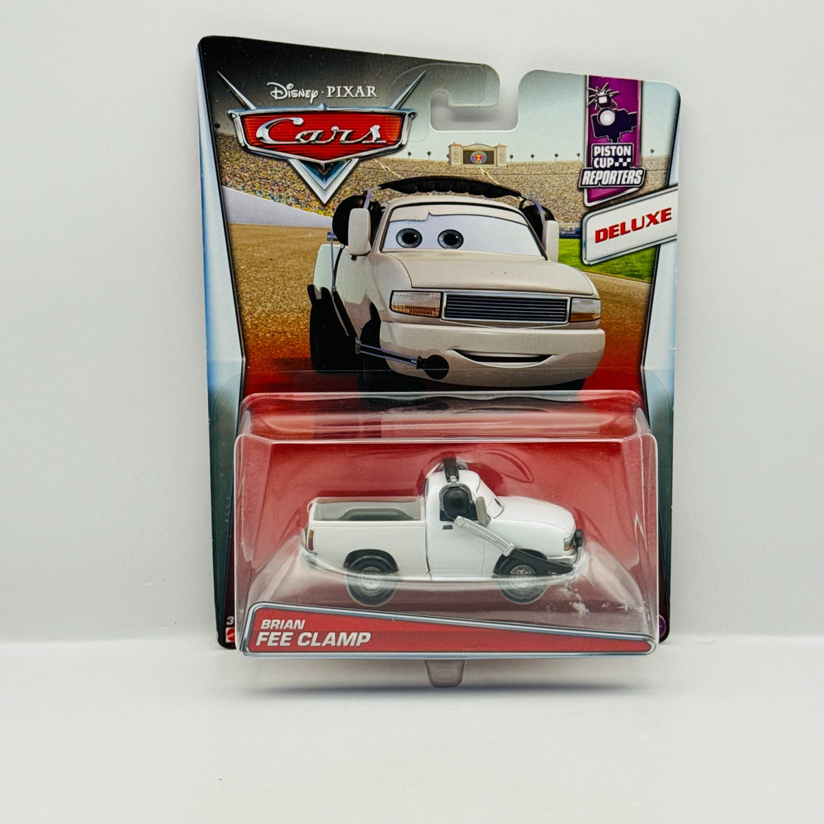 Disney Pixar Cars - BRIAN FEE CLAMP Piston Cup Reporters 2017 - 1:55 Diecast