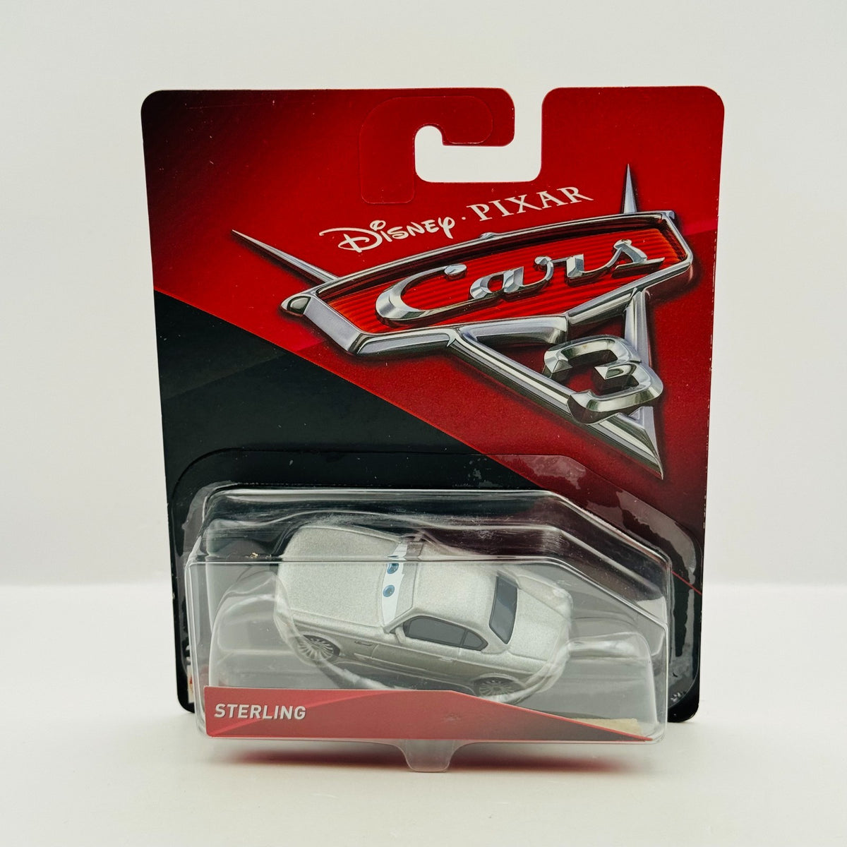 Disney Pixar Cars - STERLING Cars 3 2017 - 1:55 Diecast