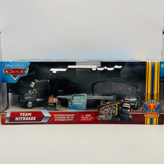 Disney Pixar Cars - TEAM NITROADE CREW HAULER & PITTY *RESEALED* - 1:55 Diecast