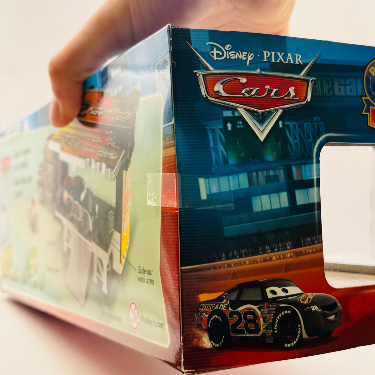 Disney Pixar Cars - TEAM NITROADE CREW HAULER & PITTY *RESEALED* - 1:55 Diecast
