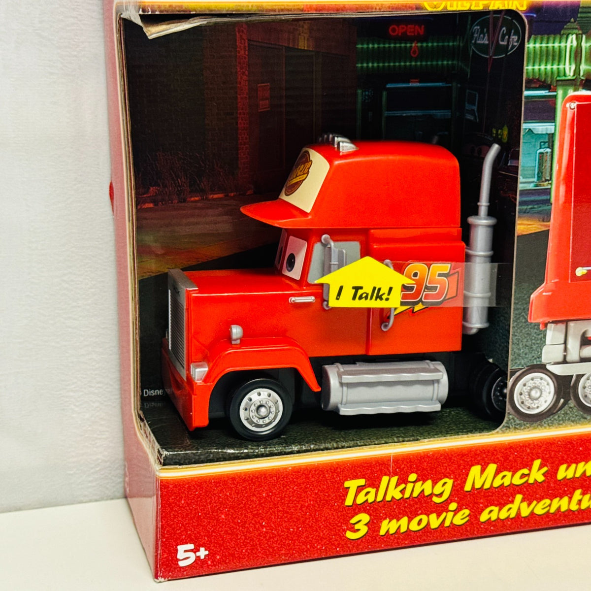 Disney Pixar Cars - GIANT MEGA MACK PLAYTOWN BESSIE Supercharged 2007 1:55 Scale