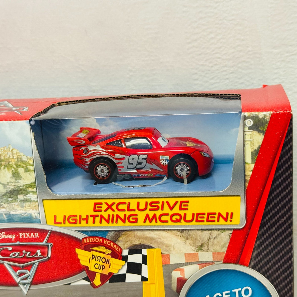 Disney Pixar Cars - FINISH LINE FRENZY SILVER MCQUEEN Cars 2 2011 - 1:55 Diecast