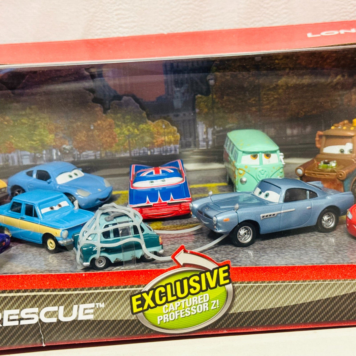 Disney Pixar Cars - LONDON RESCUE 12-PK CAPTURED PROFESSOR Z VICTOR 1:55 Diecast