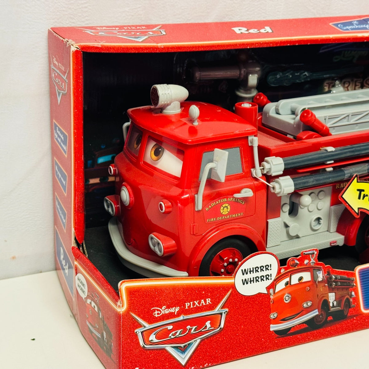 Disney Pixar Cars - GIANT RED FIRETRUCK WORKING LADDER Supercharged - 1:18 Scale