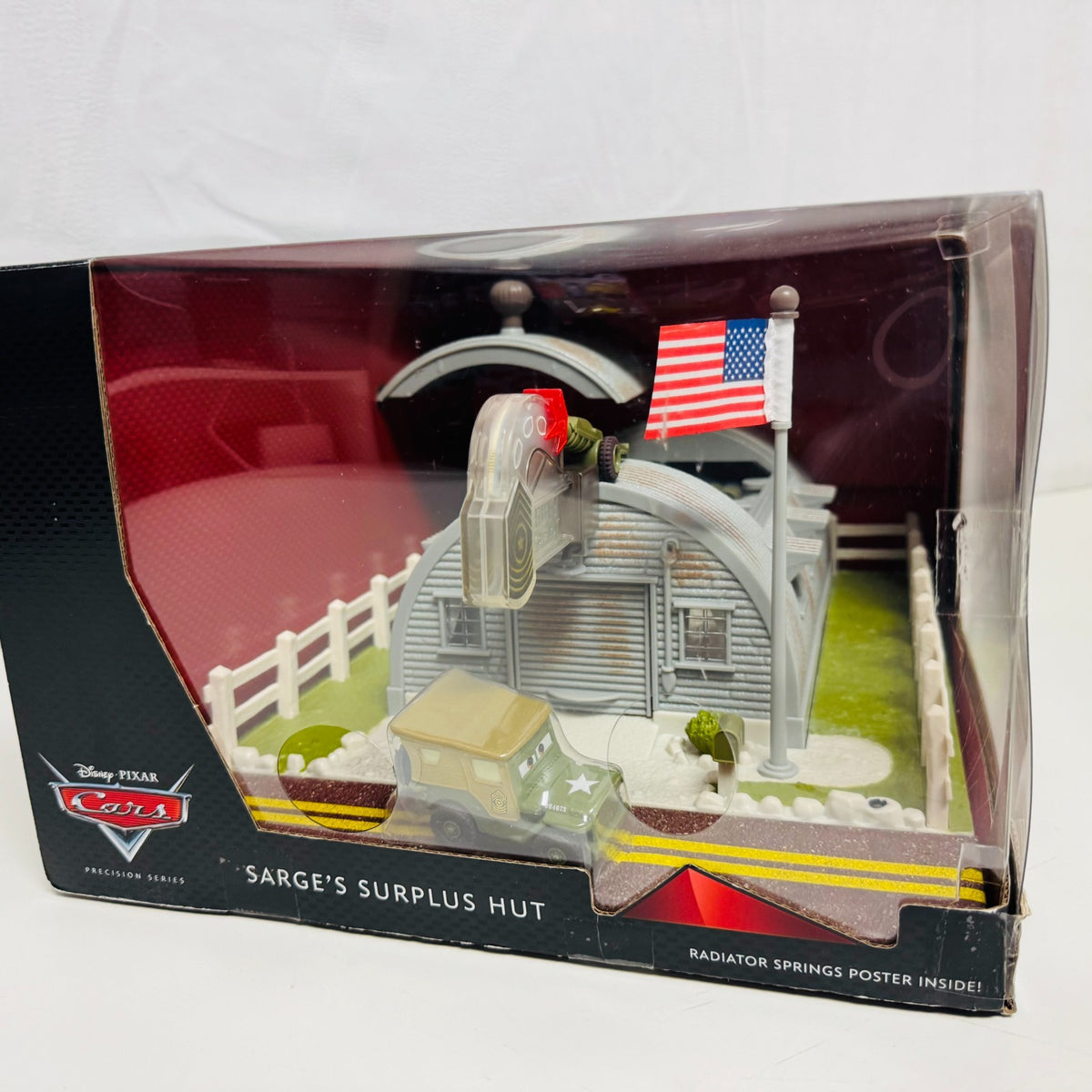 Disney Pixar Cars PRECISION SERIES SARGE'S SURPLUS HUT SET LIGHT UP 1:55 Diecast