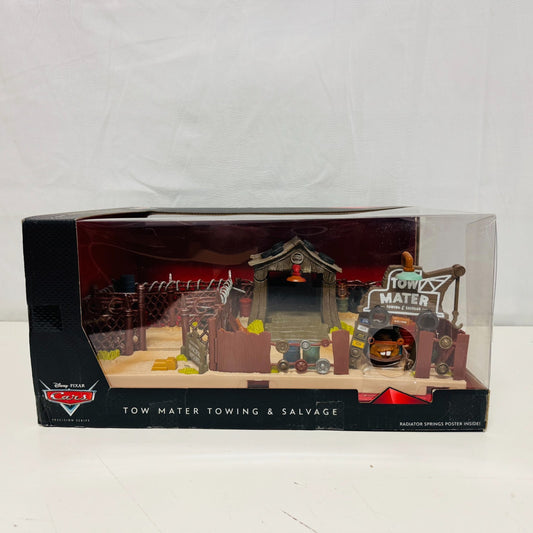 Disney Pixar Cars PRECISION SERIES TOW MATER TOWING & SALVAGE YARD 1:55 Diecast