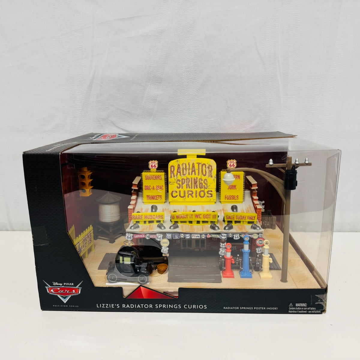 Disney Pixar Cars PRECISION SERIES LIZZIE'S RADIATOR SPRINGS CURIO 1:55 Diecast