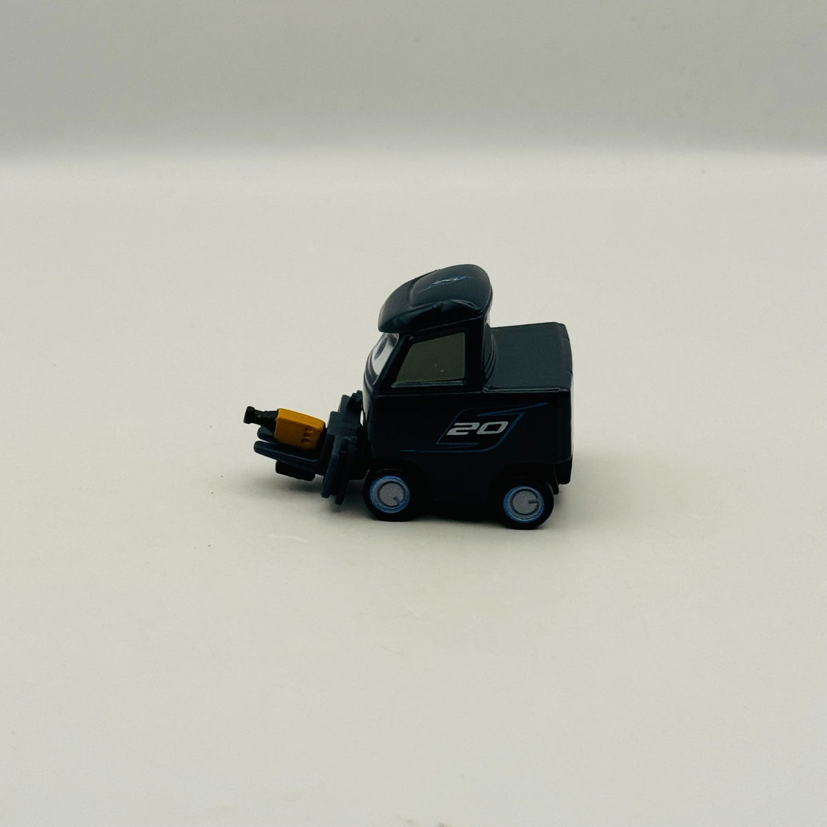 Disney Pixar Cars - STORM PITTY LAURA SPINWELL - 1:55 Diecast *NEW OUT OF BOX*