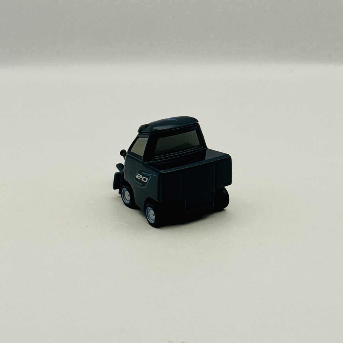 Disney Pixar Cars - STORM PITTY LAURA SPINWELL - 1:55 Diecast *NEW OUT OF BOX*