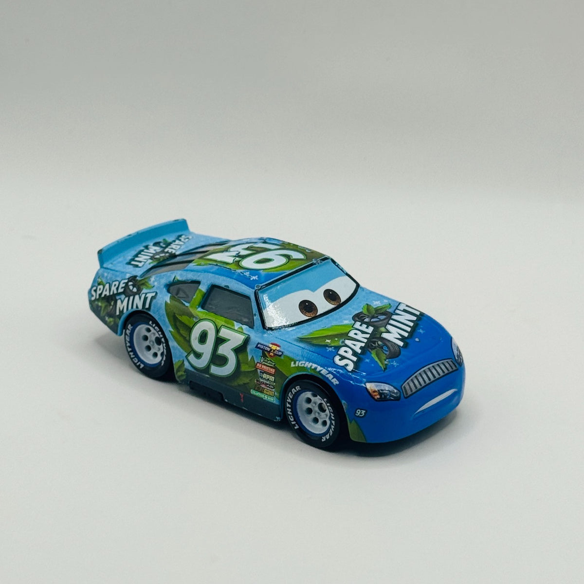 Disney Pixar Cars - CARS 3 ERNIE GEARSON SPARE O MINT Veteran Racer 1:55 Diecast