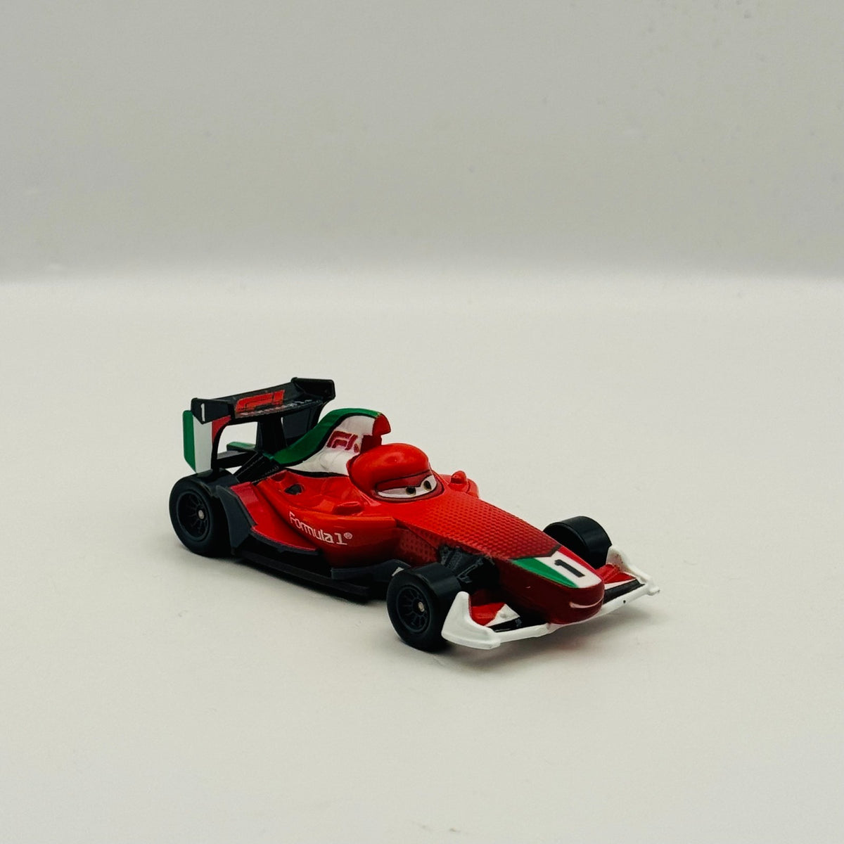 Disney Pixar Cars - FORMULA 1 COLLAB 3-PACK MCQUEEN, FRANCESCO 2026 1:55 Diecast