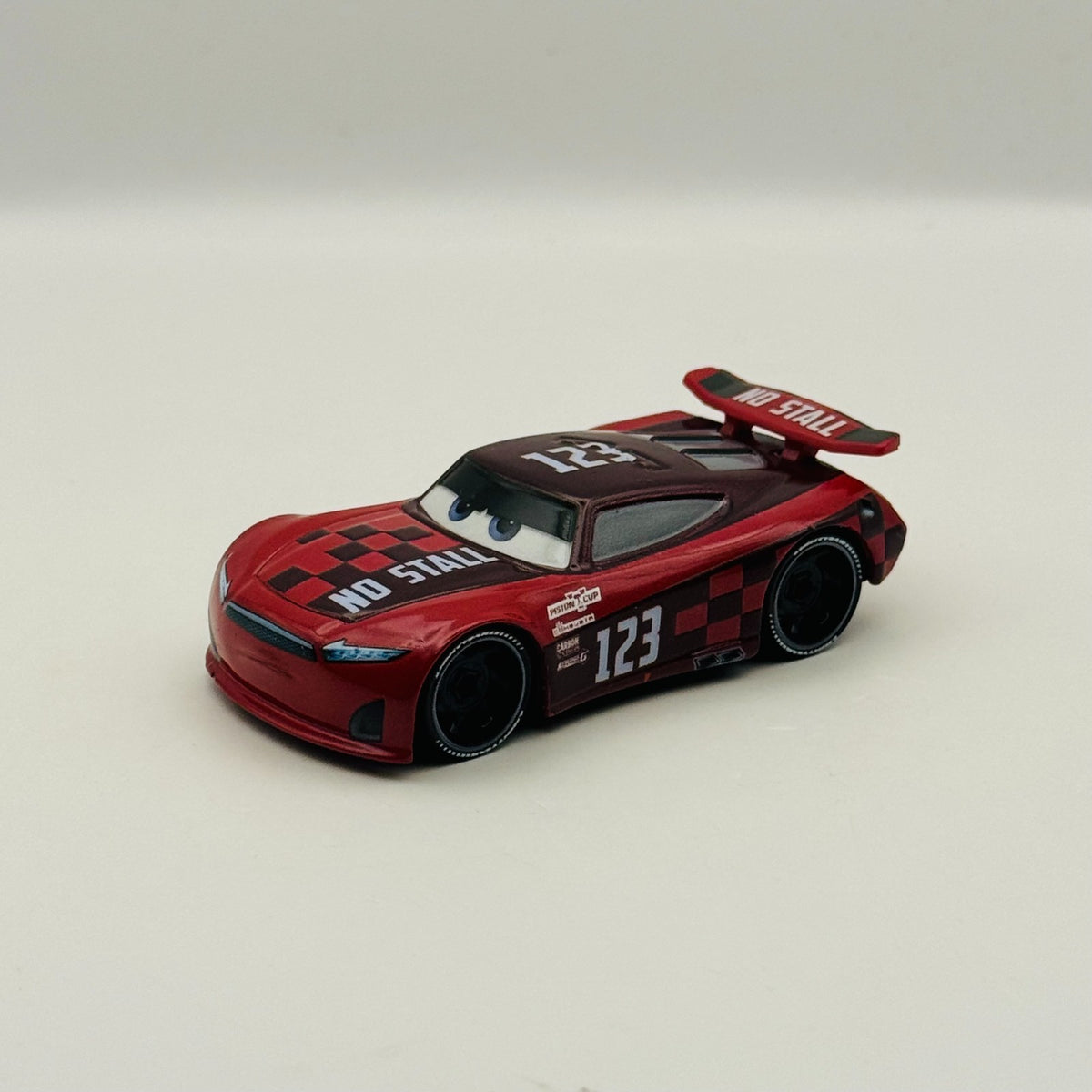 Disney Pixar Cars - JONAS CARVERS NO STALL - 1:55 Diecast *NEW OUT OF BOX*