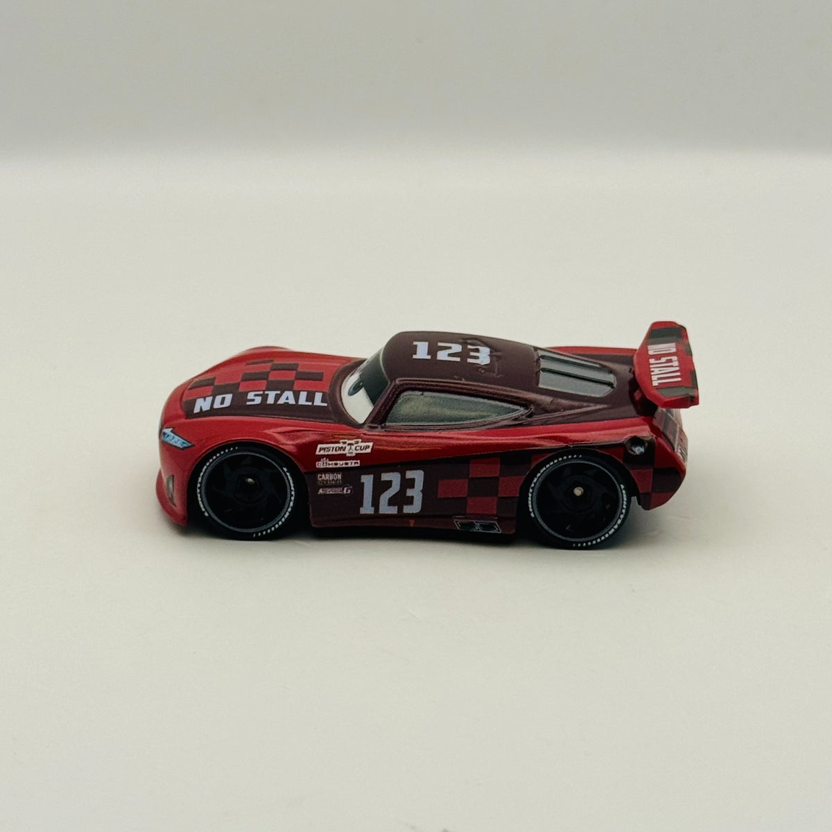Disney Pixar Cars - JONAS CARVERS NO STALL - 1:55 Diecast *NEW OUT OF BOX*