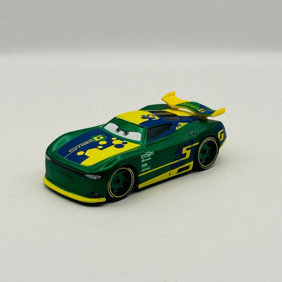 Disney Pixar Cars - ERIC BRAKER SYNERG Next Gen - 1:55 Diecast *NEW OUT OF BOX*