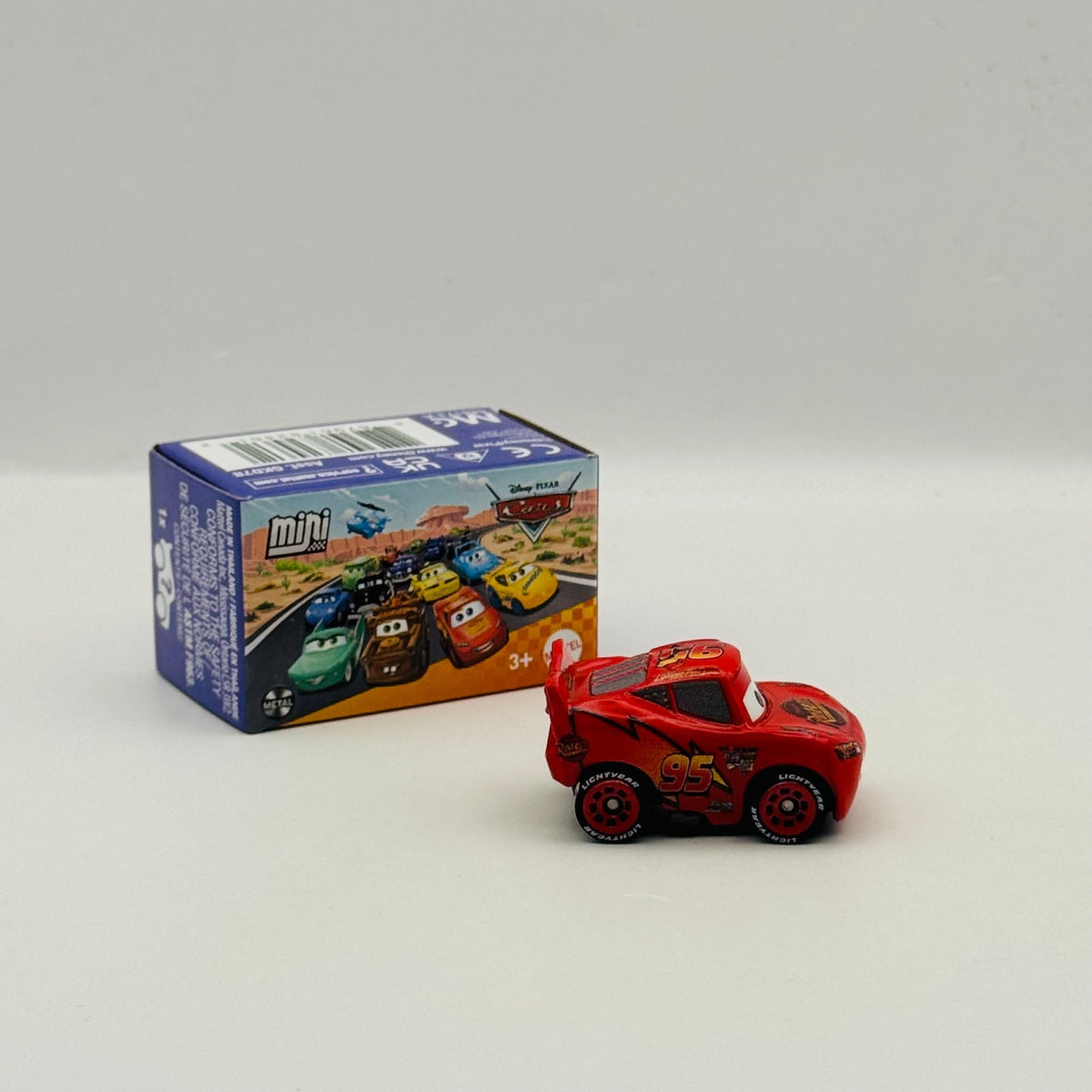 Disney Pixar Cars - Mini Racers CARS 1 LIGHTNING MCQUEEN #32 2026 - Diecast
