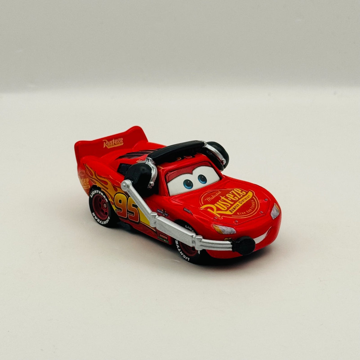 Disney Pixar Cars - HEADSET CREW CHIEF LIGHTNING MCQUEEN CUSTOM - 1:55 Diecast
