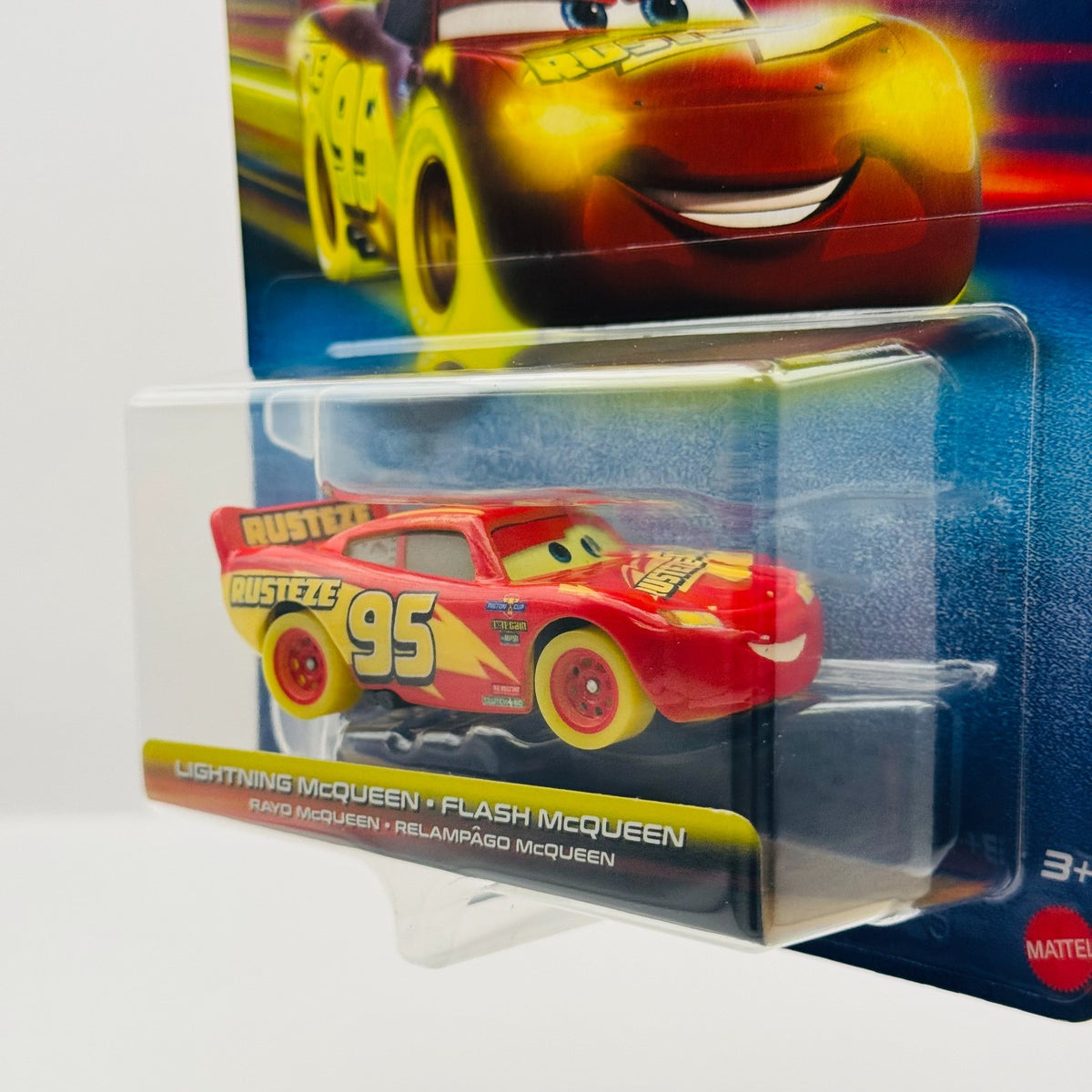 Disney Pixar Cars - GLOW RACERS MCQUEEN (Glow In The Dark) - 1:55 Diecast